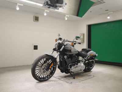 Harley-Davidson Breakout FXBR1920 2025