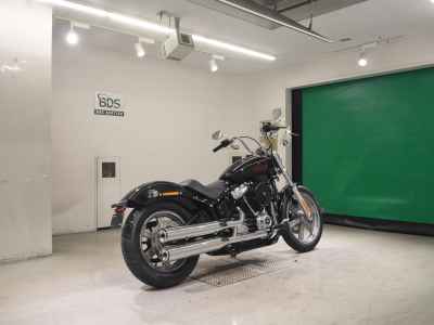 Harley-Davidson Softail FXST1750 2025