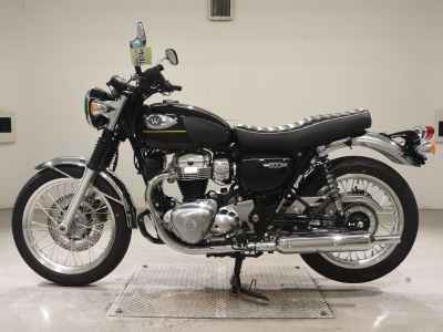 Kawasaki W800 2025