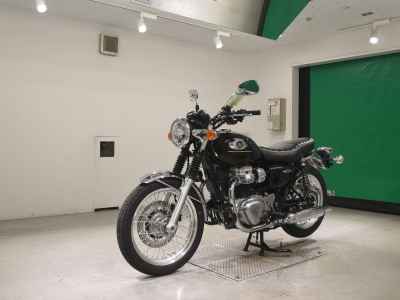 Kawasaki W800 2025