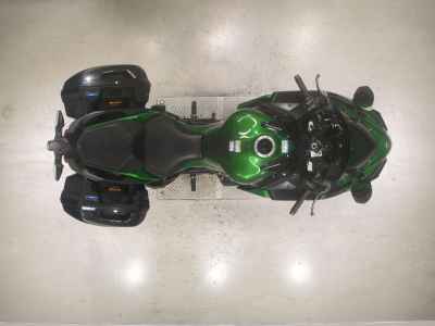 Kawasaki Ninja H2 SX 2018