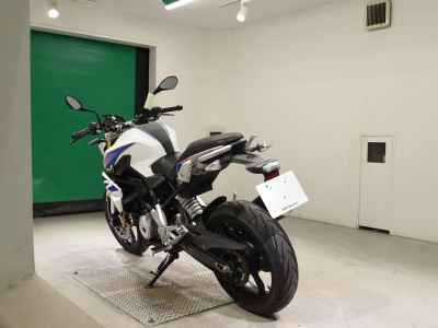 BMW G310R 2017