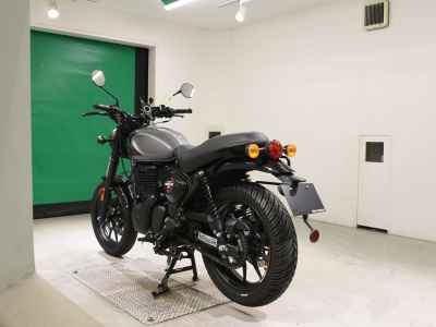 Royal Enfield Hunter 350 2024