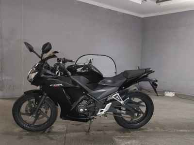 Honda CBR250R 2015