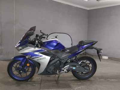 Yamaha YZF-R25 2015