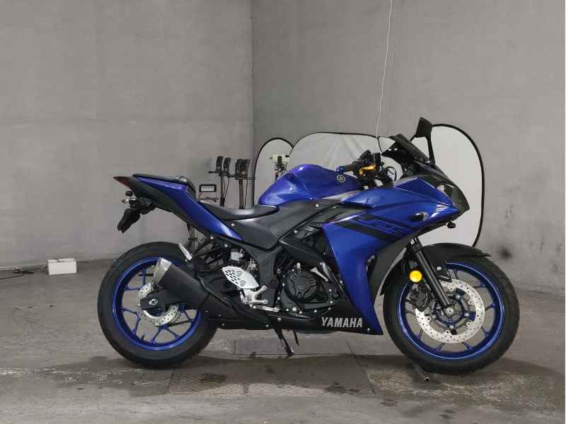 Yamaha YZF-R25 2018