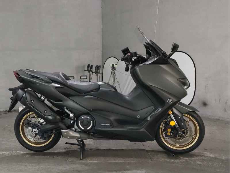Yamaha TMAX 560 2021