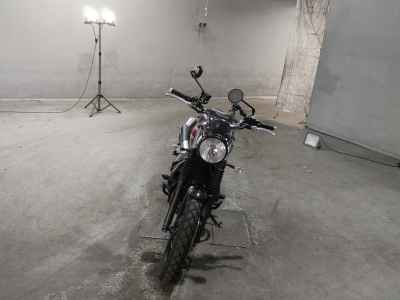 Triumph Street Scrambler 2023