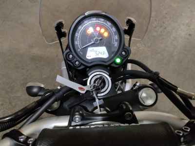 Triumph Street Scrambler 2023