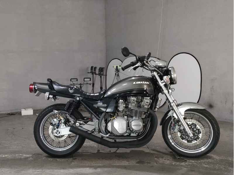 Kawasaki Zephyr 750RS 2016