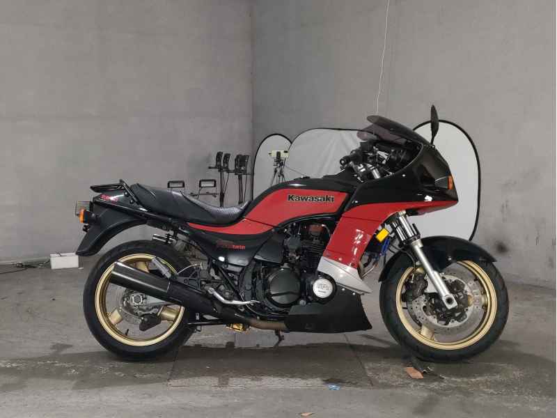 Kawasaki GPZ750 Turbo 2010