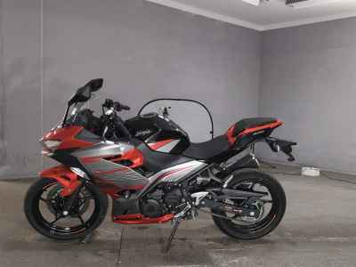 Kawasaki Ninja 400 2018