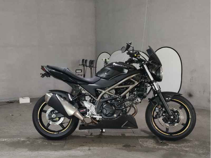 Suzuki SV650 2022