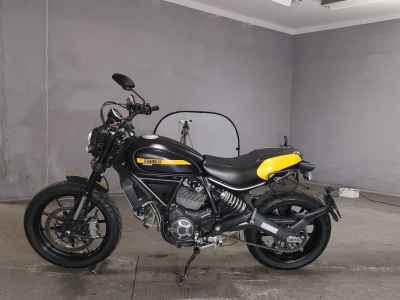 Ducati Scrambler Full Throttle 2015