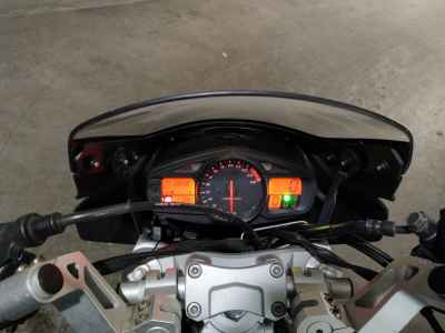 Suzuki GSR400 2006