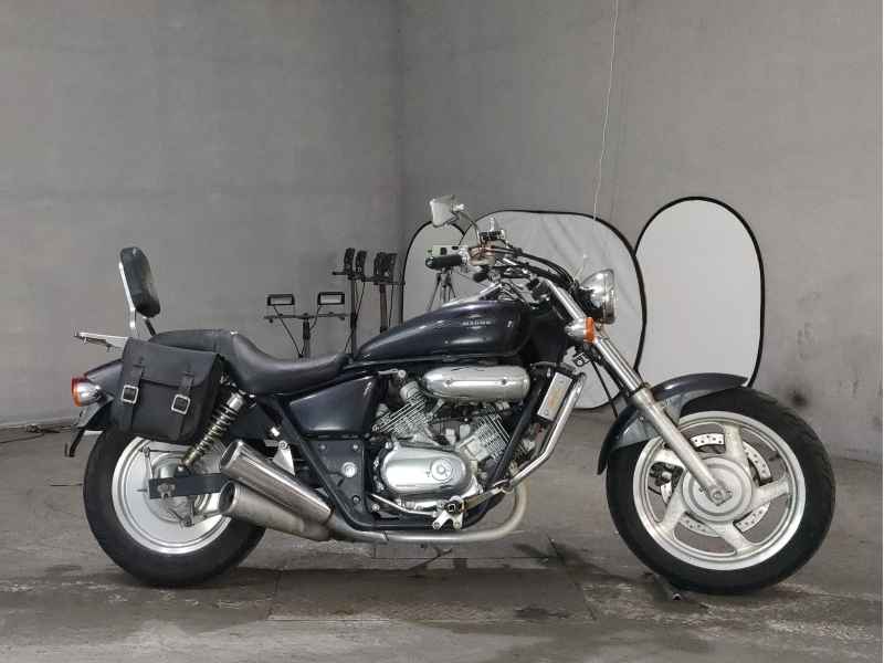Honda Magna 250