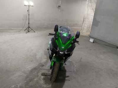 Kawasaki Ninja H2 SX 2020