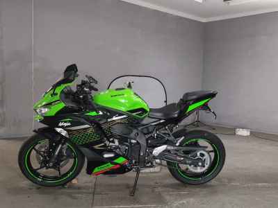 Kawasaki Ninja ZX-25R KRT Edition 2021