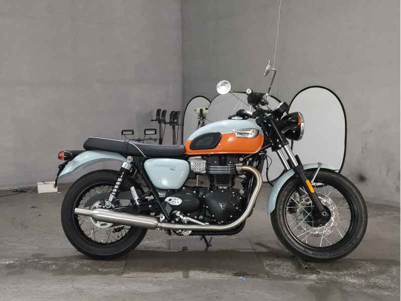 Triumph Bonneville T100 2023