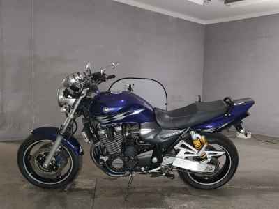 Yamaha XJR1300 2006