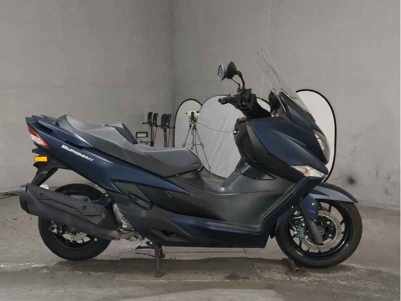 Suzuki Burgman 400 2021