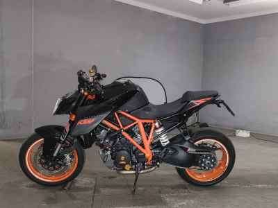 KTM 1290 Super Duke R 2015