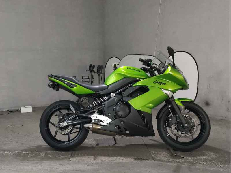 Kawasaki Ninja 400R 2013