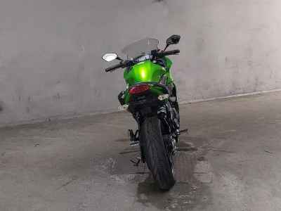 Kawasaki Ninja 400R 2013