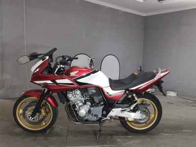 Honda CB400SFV 2010