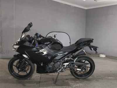 Kawasaki Ninja 400 2021