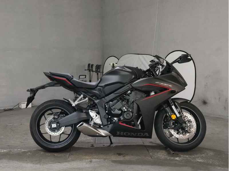 Honda CBR650F 2025