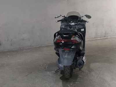 Suzuki Skywave 250S