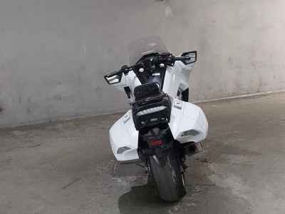 Honda NM4 Vultus 2015