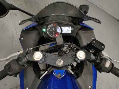 Yamaha YZF-R25