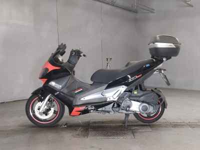 Aprilia ｱﾌﾟﾘﾘｱ SR Max 125