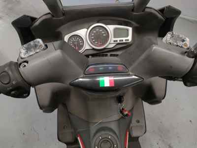 Aprilia ｱﾌﾟﾘﾘｱ SR Max 125