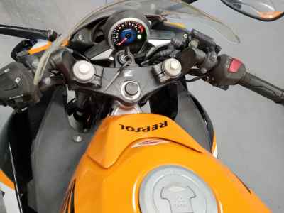 Honda CBR250R
