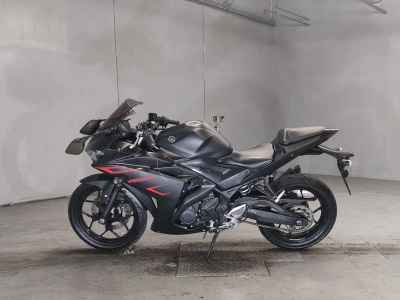 Yamaha YZF-R25