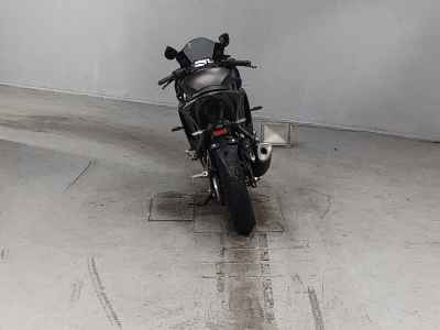 Yamaha YZF-R25