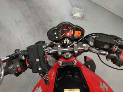 Suzuki Gladius SFV400 2010