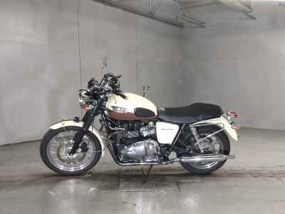 Triumph Bonneville T100 2011