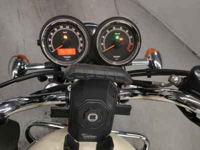 Triumph Bonneville T100 2011