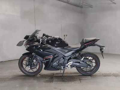Yamaha YZF-R25