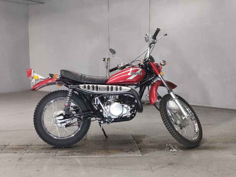 Suzuki TS250