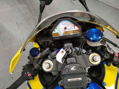 Honda CBR1000RR 2006