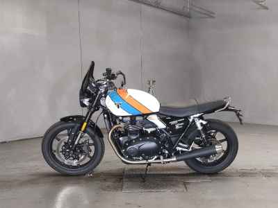 Triumph Speed Twin 900 2025