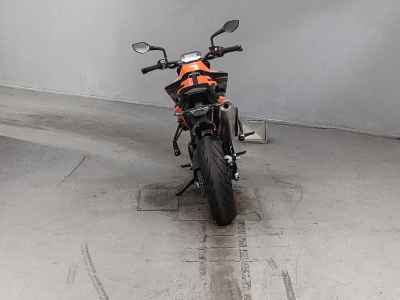 KTM 890 Duke 2023