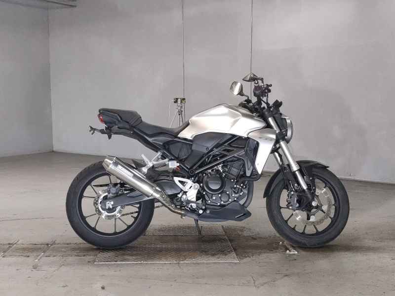 Honda CB250R 2018