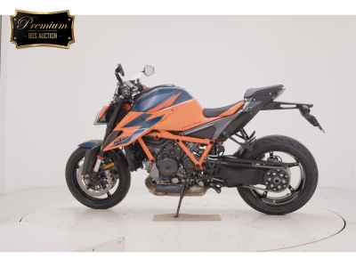 KTM 1290 Super Duke R 2021