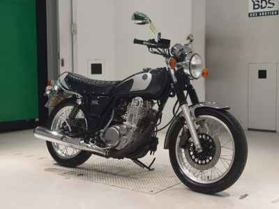 Yamaha SR400 2022